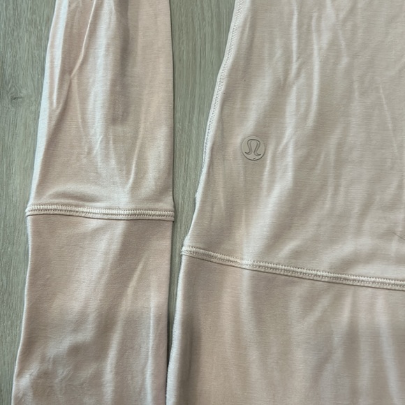 Lululemon Rule the Day Long Sleeve - Picture 5 of 5